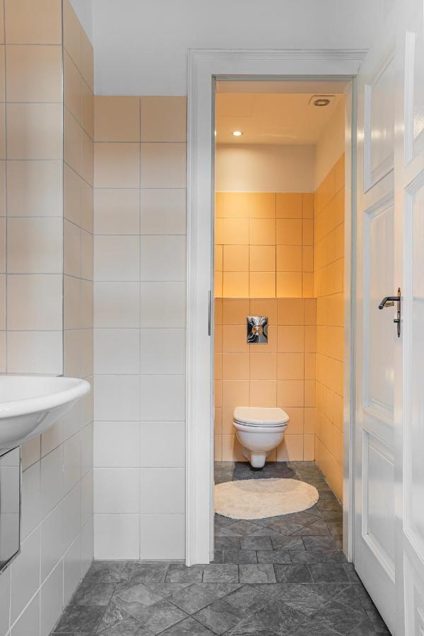 New Stylish 3 Suites Bedrooms Apt In Mala Strana - N2Nd براغ المظهر الخارجي الصورة